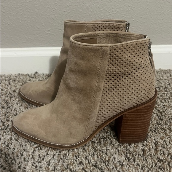 Steve Madden replay tan suede bootie - Picture 3 of 6